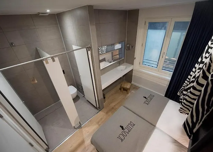 Room00 Gran Via Hostel Madrid